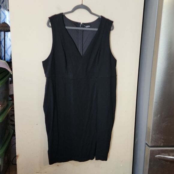 Beautiful Torrid dress Size 👗 26 - Picture 1 of 6